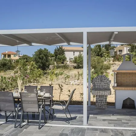 Villa Trapezaki Sleeps 6 Pool Air Con Trapezaki (Kefalonia)