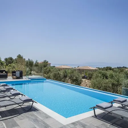 Trapezaki Sleeps 6 Pool Air Con * Trapezaki (Kefalonia)